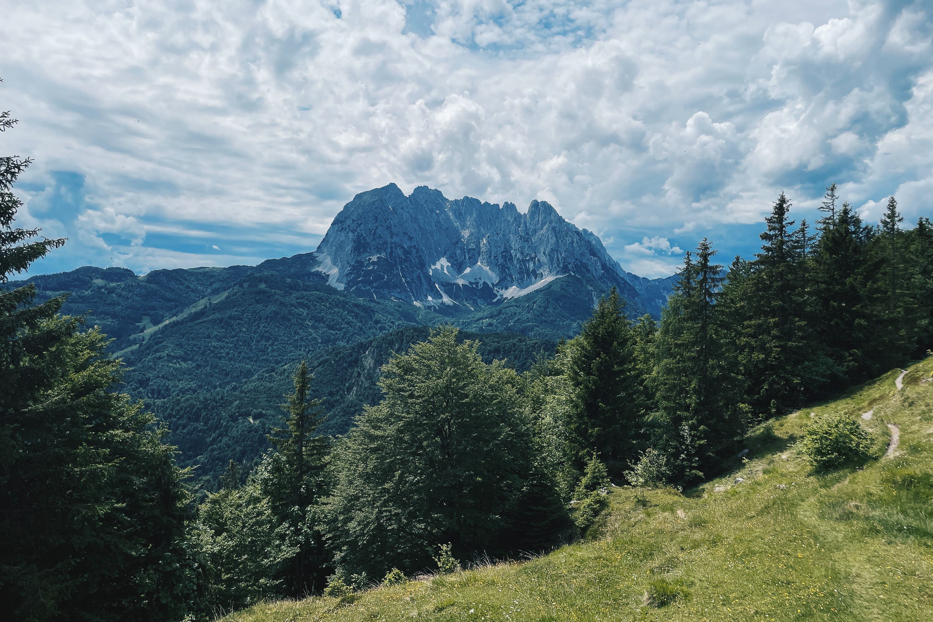 Blick auf den Wilden Kaiser bei der Wanderung zur Teufelsgasse